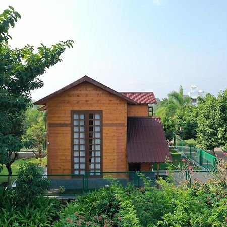 The Pine Loft Villa Bangalore Exteriör bild