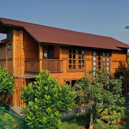 The Pine Loft Villa Bangalore Exteriör bild