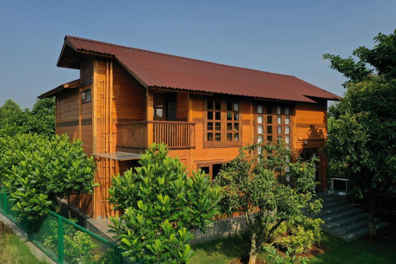 The Pine Loft Villa Bangalore Exteriör bild